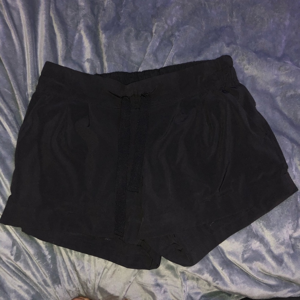 Lululemon black shorts